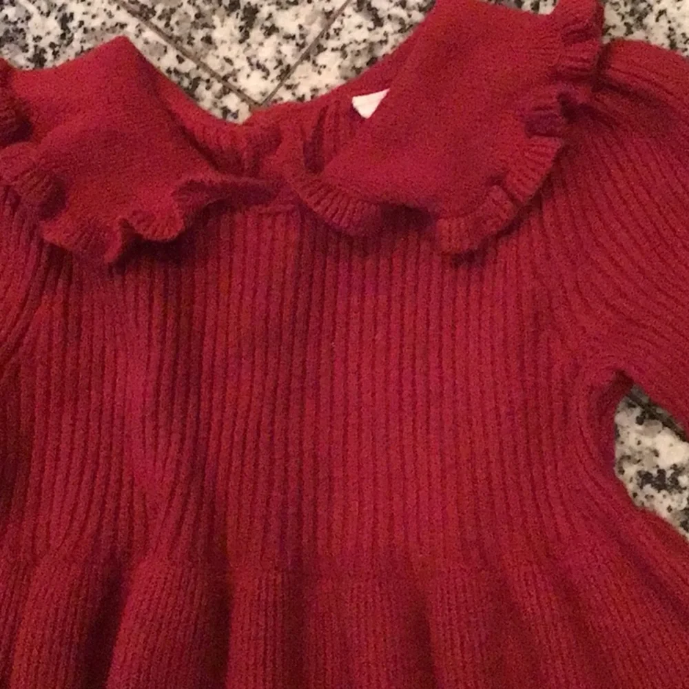 Classic Red Knit Long-Sleeve Kids Dress with Ruffle Collar